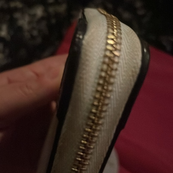 LOUIS VUITTON Patent Miroir Venice Zippy Card Wallet π€ - Picture 13 of 16